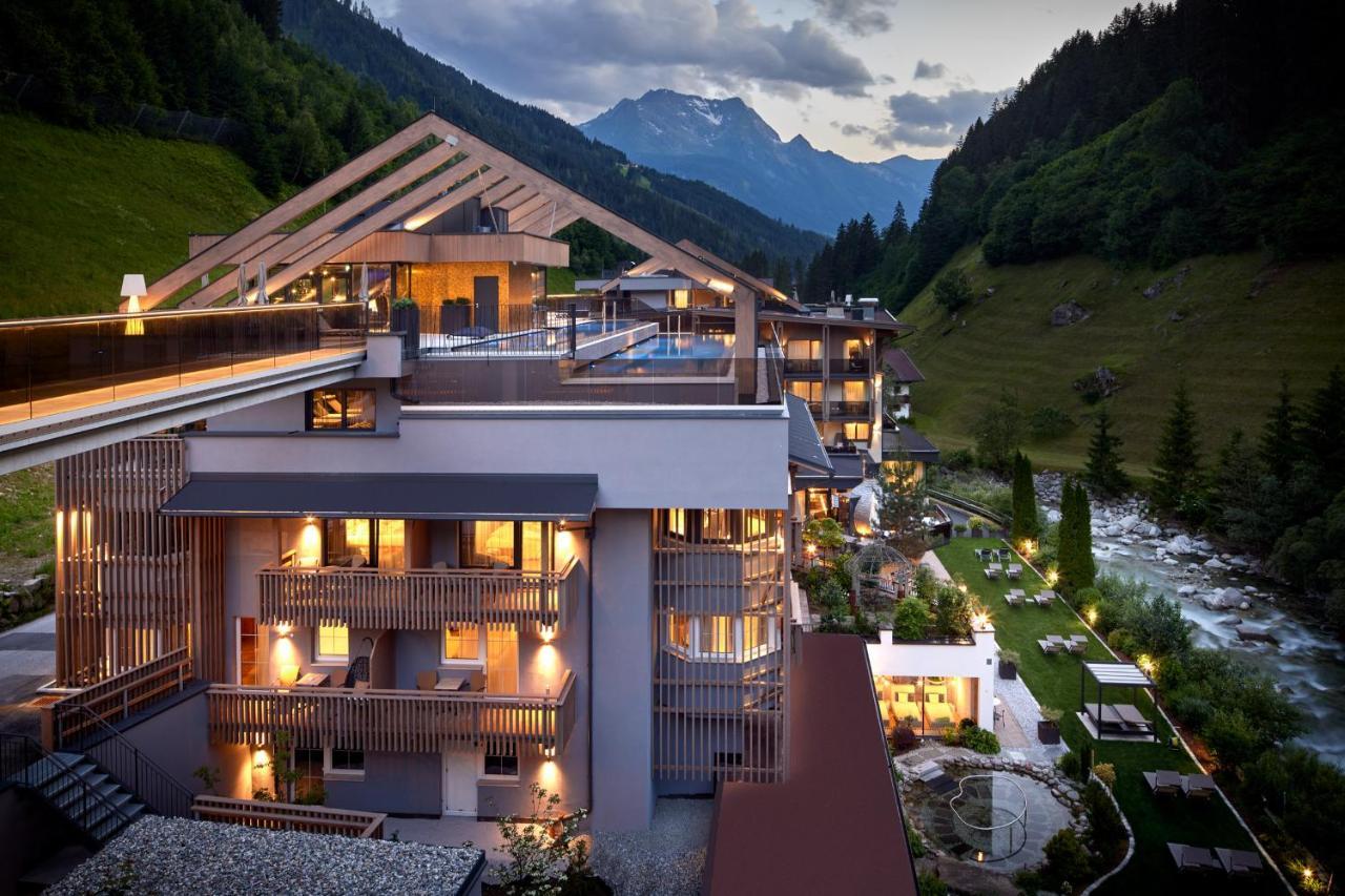 Zillergrundrock Luxury Mountain 4* Mayrhofen