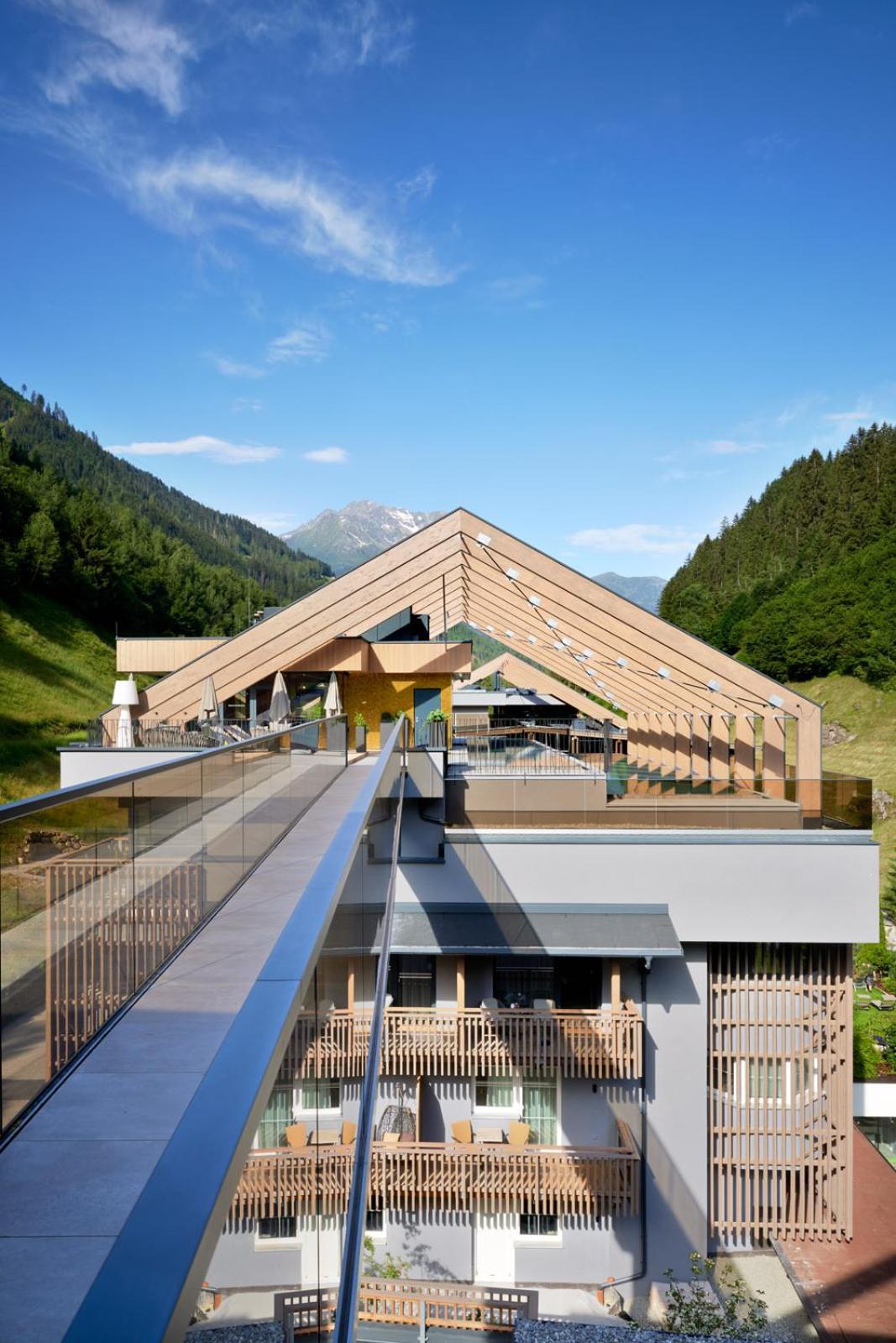 Hotel Zillergrundrock Luxury Mountain 4*